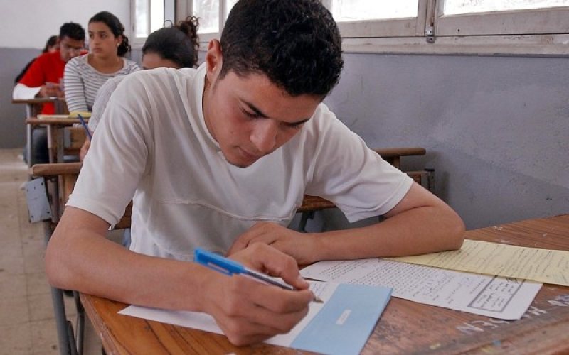 SIGHET: Un candidat a fost eliminat din examenul de bacalaureat după ce a fost prins că a copiat SIGHET: Un candidat a fost eliminat din examenul de bacalaureat după ce a fost prins că a copiat