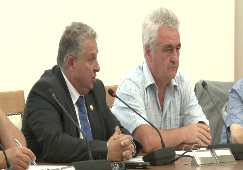 BAIA MARE: Un ales județean i-a sugerat președintelui CJ să plece și să lase pe altul în locul lui BAIA MARE: Un ales județean i-a sugerat președintelui CJ să plece și să lase pe altul în locul lui