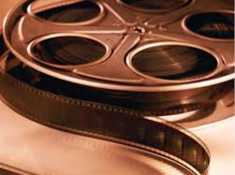 SIGHET: Parcul Central se va transforma într-un cinematograf în aer liber în perioada 16 – 19 iulie SIGHET: Parcul Central se va transforma într-un cinematograf în aer liber în perioada 16 – 19 iulie