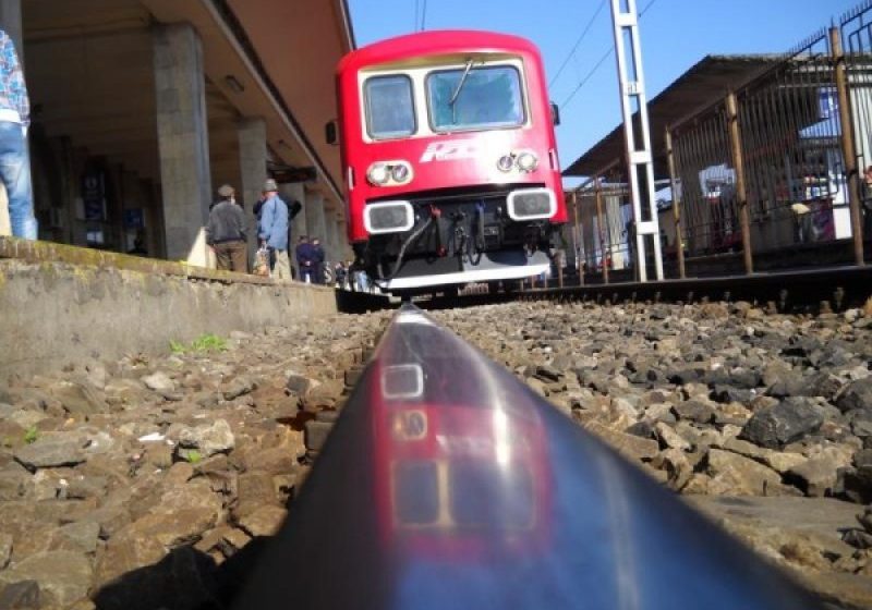CFR: Viteza de circulație a trenurilor se reduce cu până la 30km/h, din cauza caniculei CFR: Viteza de circulație a trenurilor se reduce cu până la 30km/h, din cauza caniculei