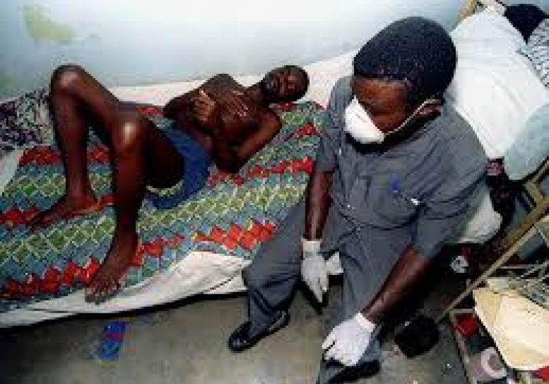 VESTE BUNĂ: Prim vaccin experimental contra Ebola eficient 100%, potrivit testelor