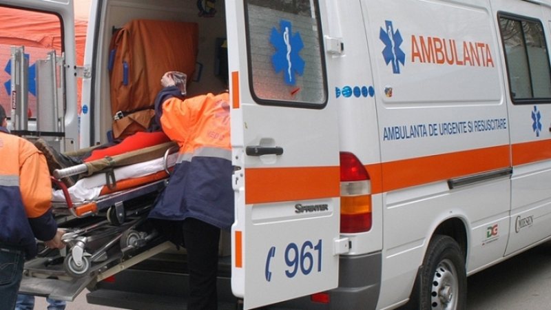 BAIA SPRIE: O fetiţă de 4 ani a fost accidentată grav în urma unui accident rutier BAIA SPRIE: O fetiţă de 4 ani a fost accidentată grav în urma unui accident rutier
