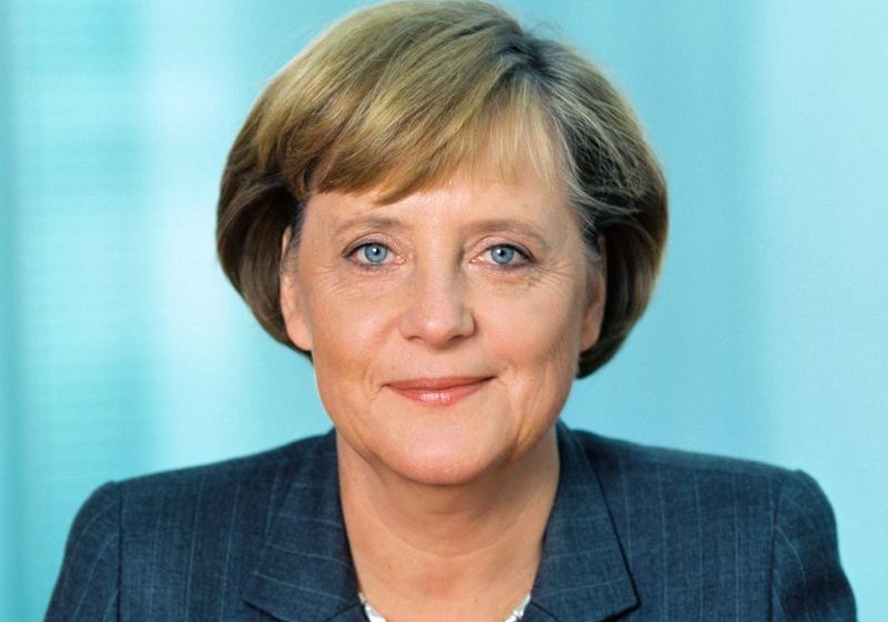 EXTERN: Merkel îndeamnă Europa să găsească un răspuns comun la criza refugiaţilor