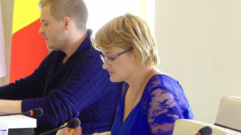 SIGHET: Anişoara Mihali o înlocuieşte pe Dana Ivaşcu în comisia juridică a Consiliului Local SIGHET: Anişoara Mihali o înlocuieşte pe Dana Ivaşcu în comisia juridică a Consiliului Local