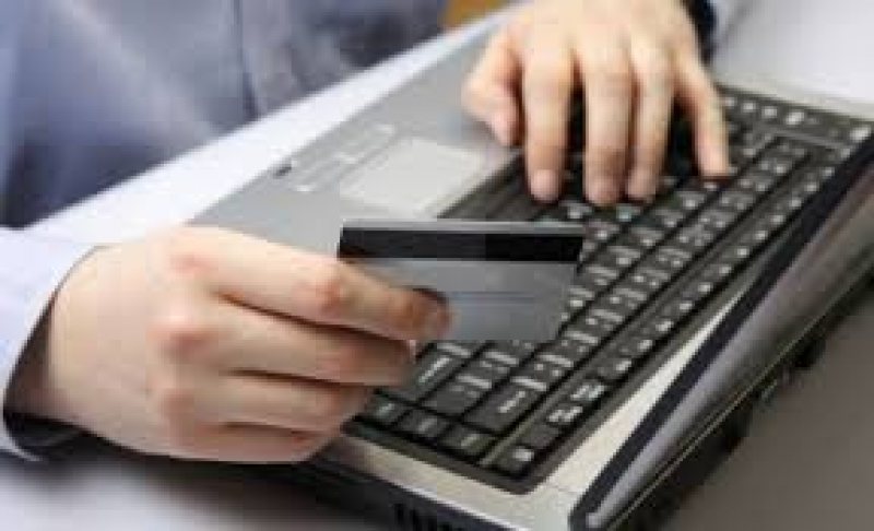 CUMPĂRĂTURI ONLINE: Mulți maramureşeni evită să facă achiziții prin internet CUMPĂRĂTURI ONLINE: Mulți maramureşeni evită să facă achiziții prin internet