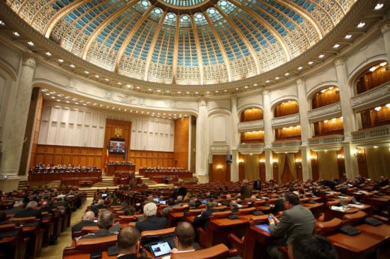 COMISIA ECONOMICĂ A SENATULUI: Aviz negativ la cererea de reexaminare a Codului fiscal COMISIA ECONOMICĂ A SENATULUI: Aviz negativ la cererea de reexaminare a Codului fiscal