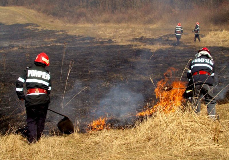 MARAMUREŞ: Weekend-ul trecut a fost unul agitat pentru pompierii maramureşeni