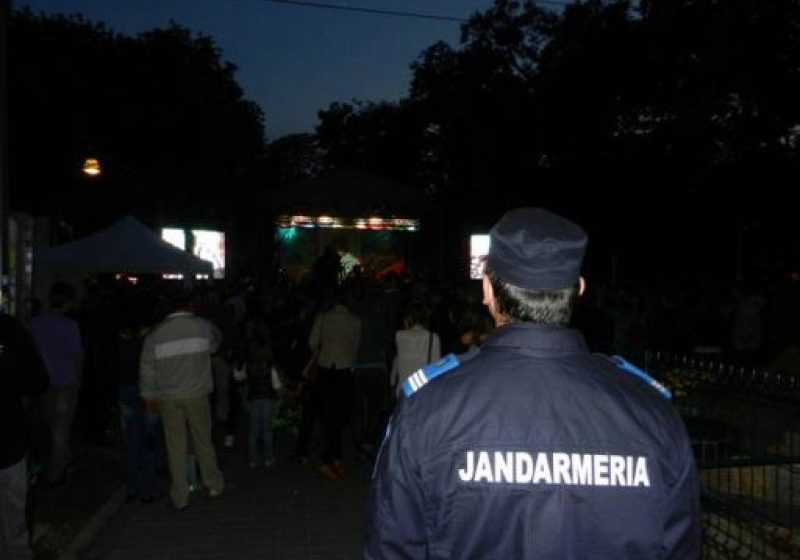 BAIA MARE: Un bărbat a fost sancţionat de jandrami pentru ameninţări la adresa concubinei