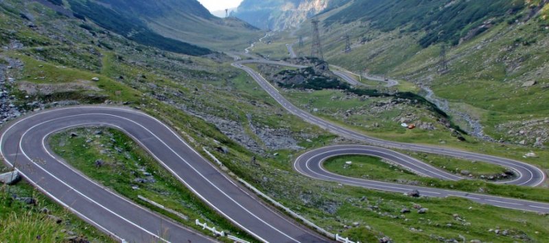 SE REDESCHIDE: Circulația rutieră pe Transalpina se redeschide sâmbătă dimineață SE REDESCHIDE: Circulația rutieră pe Transalpina se redeschide sâmbătă dimineață