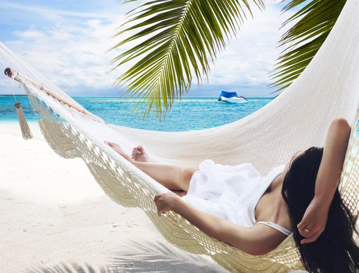 STUDIU: Majoritatea românilor preferă vacanțele de relaxare, urmate de cele cu beneficii pentru sănătate și concediile însorite
