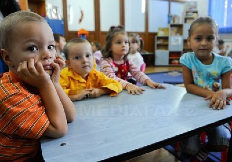 MINISTERUL SĂNĂTĂŢII: Aviz epidemiologic şi adeverinţă medicală, la înscierea copiilor în noul an şcolar