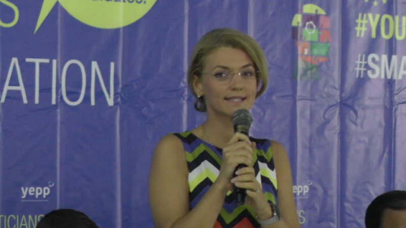 ȘCOALA DE VARĂ TNL: Sfatul co-președinților PNL pentru tinerii liberali e să nu fie ca Victor Ponta ȘCOALA DE VARĂ TNL: Sfatul co-președinților PNL pentru tinerii liberali e să nu fie ca Victor Ponta