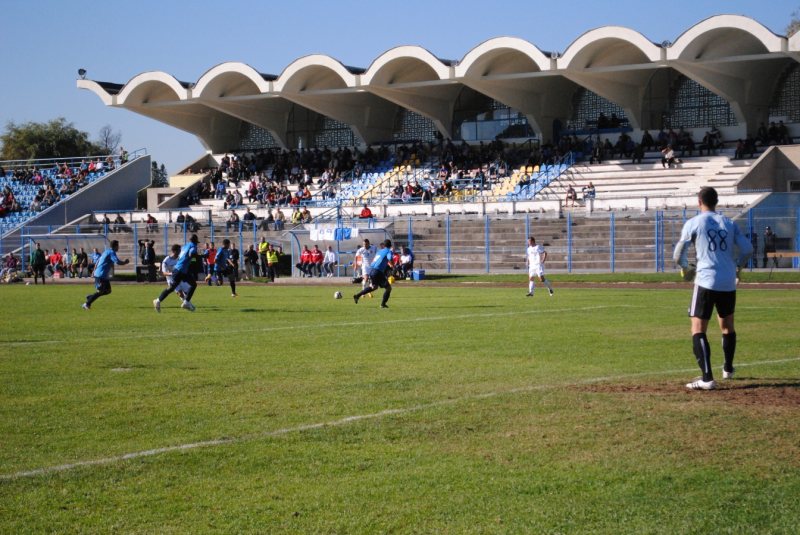 FOTBAL: Meci greu la Pîncota pentru FCM Baia Mare FOTBAL: Meci greu la Pîncota pentru FCM Baia Mare