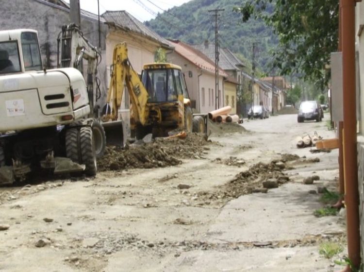 SIGHET: Lucrările executate de Vital dau cele mai mari bătăi de cap municipalității