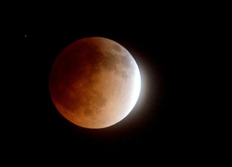 EXPERIMENT: NASA izolează şase persoane timp de un an