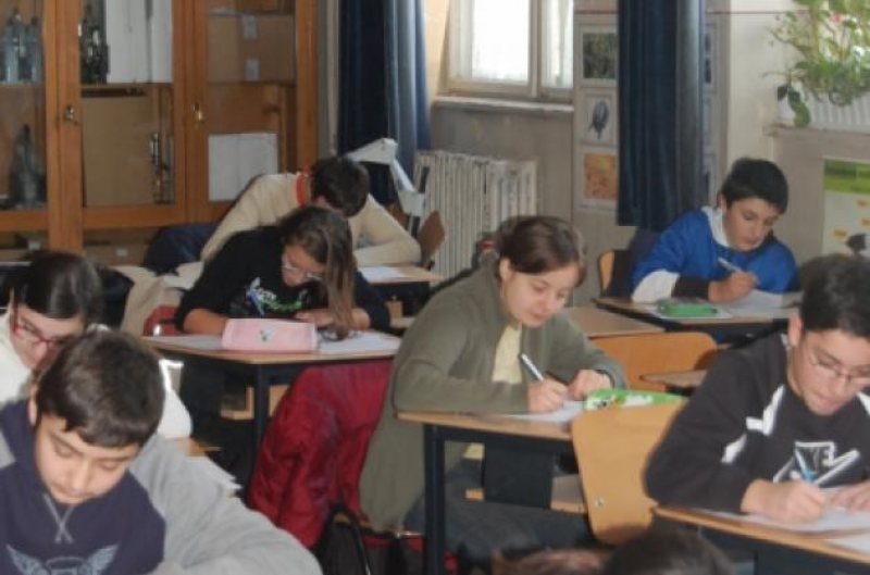 MARAMUREȘ: Un sfert din școlile din județ nu au autorizație sanitară de funcționare MARAMUREȘ: Un sfert din școlile din județ nu au autorizație sanitară de funcționare