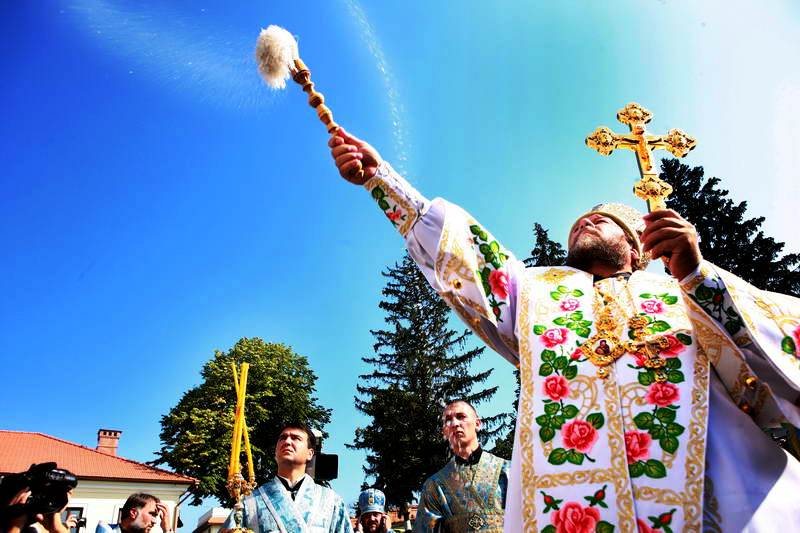 DE ȘTIUT: Află care sunt sărbătorile religioase din luna septembrie a anului 2015 DE ȘTIUT: Află care sunt sărbătorile religioase din luna septembrie a anului 2015