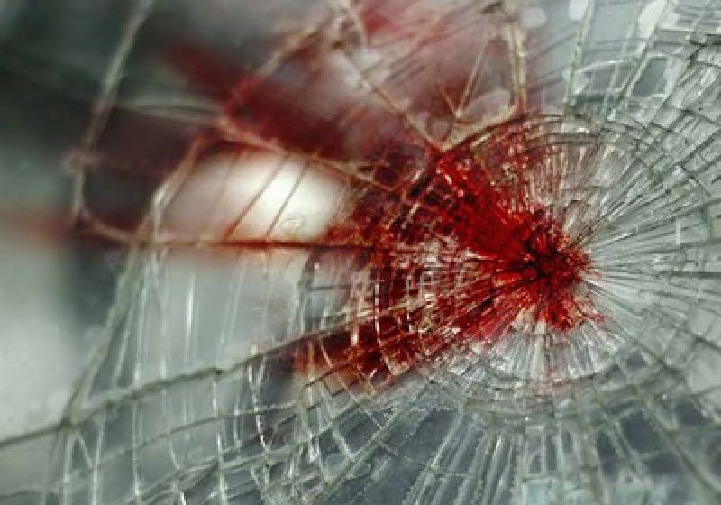 ACCIDENT GRAV: Un şofer a murit secţionat de un parapet de pe marginea drumului european E 581