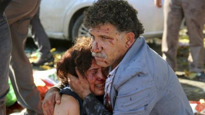 NOU BILANŢ AL ATENTATELOR DIN ANKARA: 86 de morți; reacții internaționale NOU BILANŢ AL ATENTATELOR DIN ANKARA: 86 de morți; reacții internaționale