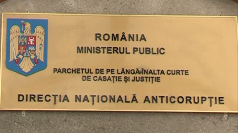 DNA: Ingrid Vlasov, fiica fostului şef al Camerei de Comerţ şi Industrie a României, urmărită penal DNA: Ingrid Vlasov, fiica fostului şef al Camerei de Comerţ şi Industrie a României, urmărită penal