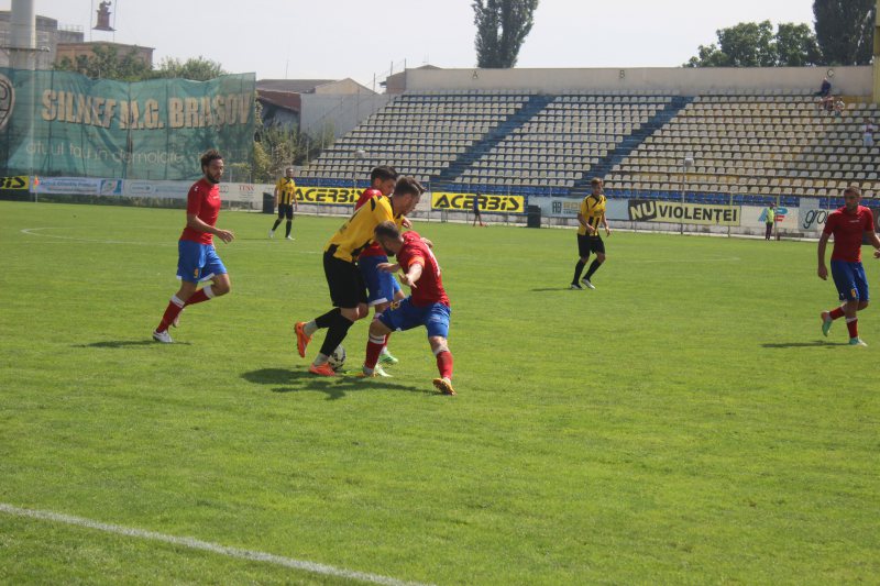 FOTBAL: FCM Baia Mare rămâne lider și după etapa a noua, în urma victoriei de la Mediaș FOTBAL: FCM Baia Mare rămâne lider și după etapa a noua, în urma victoriei de la Mediaș