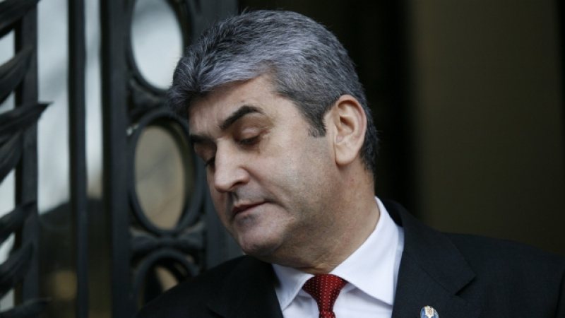 PREDOIU: Îi cer lui Oprea sa demisioneze. Dacă nu o face, premierul are obligaţia să-l demită PREDOIU: Îi cer lui Oprea sa demisioneze. Dacă nu o face, premierul are obligaţia să-l demită