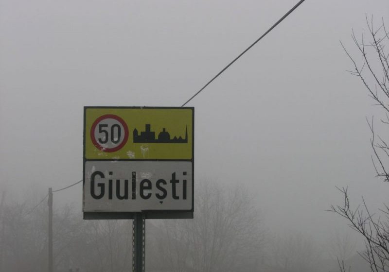 GIULEȘTI: Localnicii se plâng că nu au apă decât câteva ore pe zi