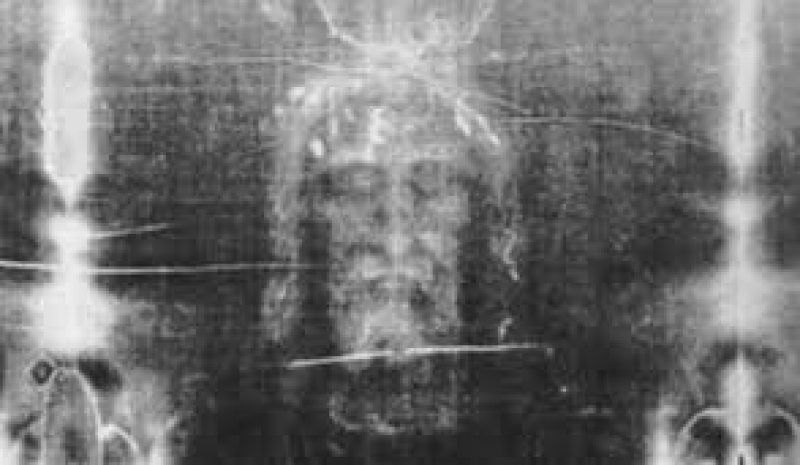 MISTERUL GIULGIULUI DIN TORINO: Un nou test ADN sporeşte controversele din jurul acestui artefact MISTERUL GIULGIULUI DIN TORINO: Un nou test ADN sporeşte controversele din jurul acestui artefact