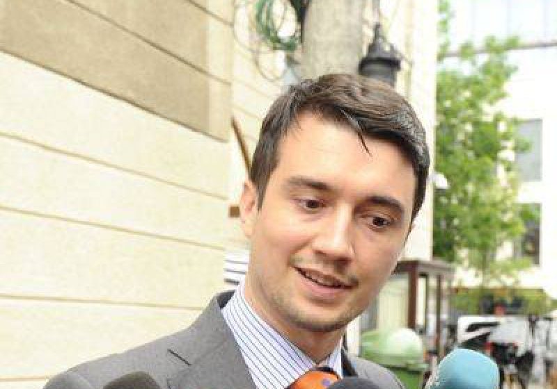 DNA: Nepotul lui Traian Băsescu, judecat pentru că a cerut un milion de euro pentru a interveni la DIICOT