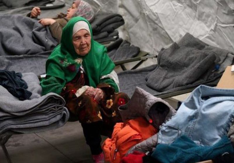 IMIGRANŢI: O femeie afgană de 105 ani a imigrat în Europa cu întreaga familie, pentru o viaţă mai bună
