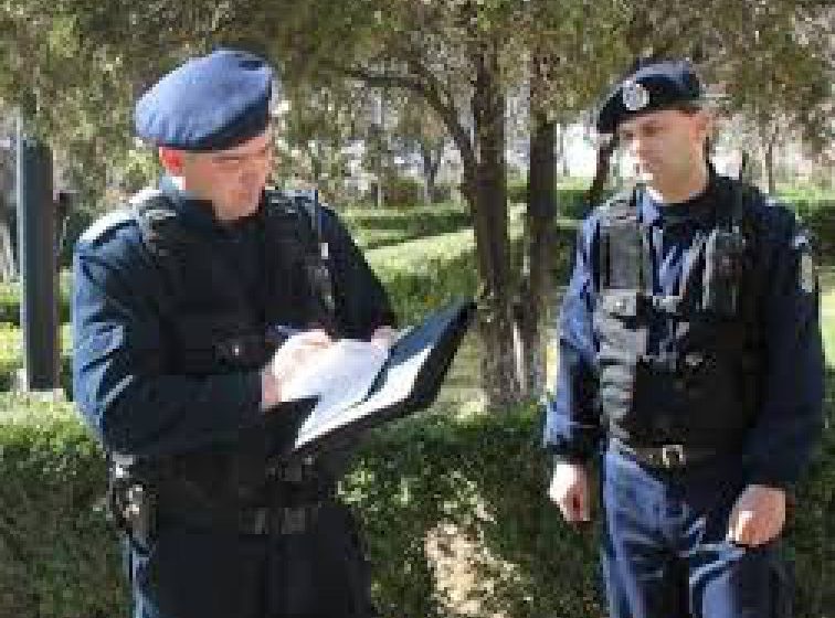 MARAMUREŞ: 22 de abateri au fost sancţionate de jandarmii maramureşeni cu sancţiuni contravenţionale în valoare totală de 3.000 lei MARAMUREŞ: 22 de abateri au fost sancţionate de jandarmii maramureşeni cu sancţiuni contravenţionale în valoare totală de 3.000 lei