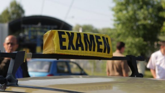 VIDEO | Programarea probei practice pentru obținerea permisului de conducere VIDEO | Programarea probei practice pentru obținerea permisului de conducere