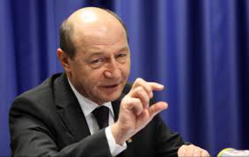 BĂSESCU, MESAJ IRONIC PRIVIND ALEGERILE DIN PSD: Trăim o zi crucială pentru viitorul patriei, să luăm urnele cu asalt BĂSESCU, MESAJ IRONIC PRIVIND ALEGERILE DIN PSD: Trăim o zi crucială pentru viitorul patriei, să luăm urnele cu asalt