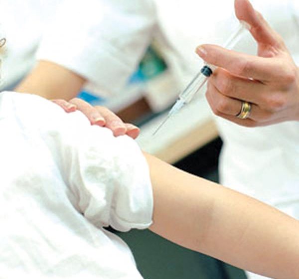 SECRETAR DE STAT ÎN MINISTERUL SĂNĂTĂŢII: 500.000 de persoane fac vaccin antigripal în România, necesarul ar fi de trei milioane