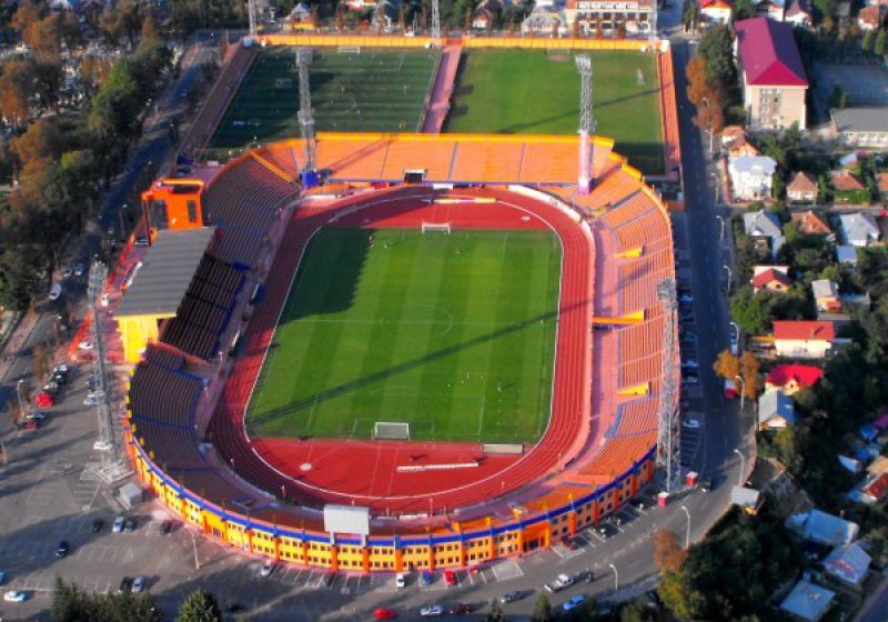 SITUAŢIE FĂRĂ IEŞIRE: Fotbalul românesc mai pierde un club de tradiţie. Patronul a luat banii din televizări şi a abandonat echipa SITUAŢIE FĂRĂ IEŞIRE: Fotbalul românesc mai pierde un club de tradiţie. Patronul a luat banii din televizări şi a abandonat echipa