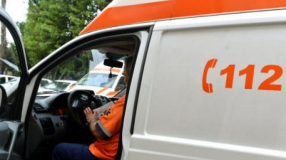 Accident cu trei răniți Accident cu trei răniți