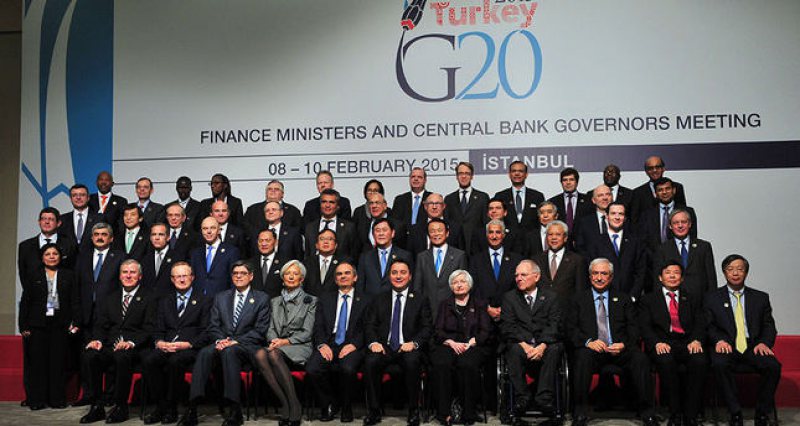 G20: La summit nu s-a discutat despre o intervenție militară pe teren în Siria (ministrul turc de externe) G20: La summit nu s-a discutat despre o intervenție militară pe teren în Siria (ministrul turc de externe)