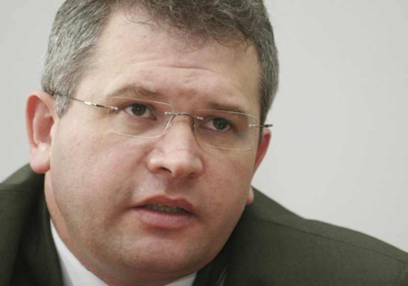 GUVERN: Sorin Cîmpeanu şi-a delegat atribuţiile de ministru al Internelor către Ilie Botoş