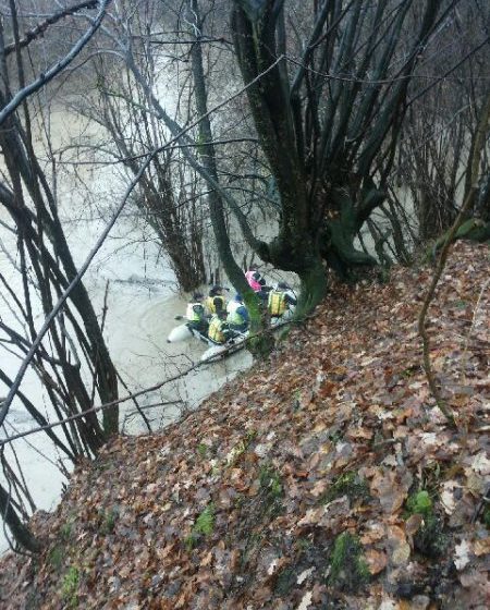 RĂMÂN ÎN ALERTĂ: Situaţia inundaţiilor din Teceu si Crăciuneşti