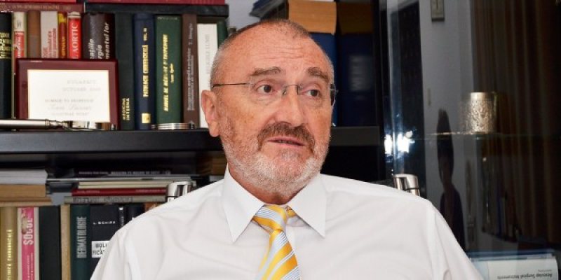 PROF. DR. IOAN LASCĂR: Aproape 3.000 de medici bucureșteni au solicitat să plece în străinătate din 2007 în prezent PROF. DR. IOAN LASCĂR: Aproape 3.000 de medici bucureșteni au solicitat să plece în străinătate din 2007 în prezent