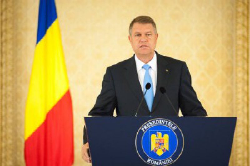 IOHANNIS CONTINUĂ ASTĂZI CONSULTĂRILE: Preşedintele a primit peste 5.500 de cereri de la societatea civilă IOHANNIS CONTINUĂ ASTĂZI CONSULTĂRILE: Preşedintele a primit peste 5.500 de cereri de la societatea civilă
