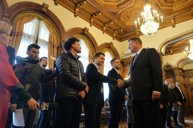 KLAUS IOHANNIS: Am promis că voi merge în piață, dar nu voi anunța nici ora, nici ziua KLAUS IOHANNIS: Am promis că voi merge în piață, dar nu voi anunța nici ora, nici ziua