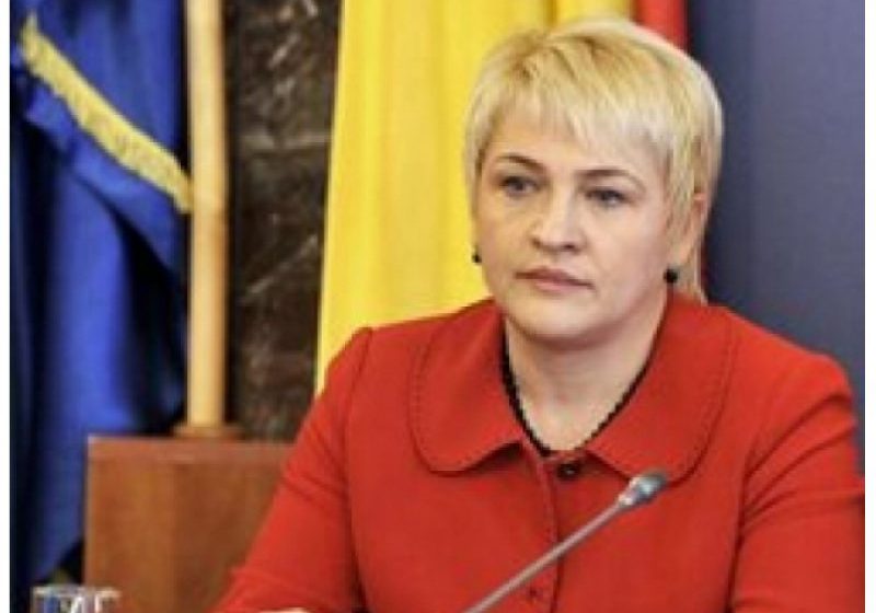 LUCIA VARGA: O prezență mai numeroasă a femeilor pe listele PNL ar constitui un început de credibilizare a partidului LUCIA VARGA: O prezență mai numeroasă a femeilor pe listele PNL ar constitui un început de credibilizare a partidului