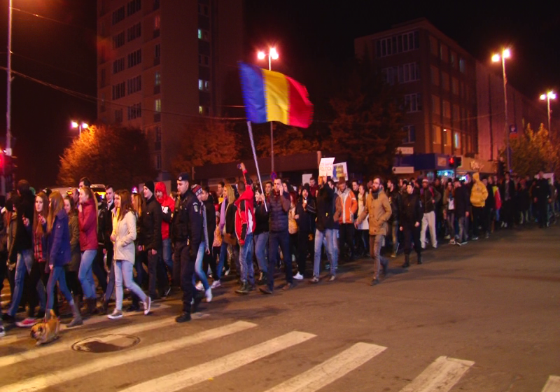 MARŞ PENTRU DREPTATE: Băimărenii, din nou în stradă! "Dorim un Parlament cu oameni tineri, deschişi la minte" MARŞ PENTRU DREPTATE: Băimărenii, din nou în stradă! "Dorim un Parlament cu oameni tineri, deschişi la minte"