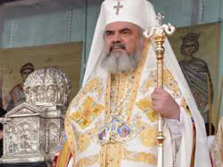 PREAFERICITUL DANIEL: Ne rugăm pentru cei care au murit într-o formă neaşteptată şi violentă în clubul Colectiv