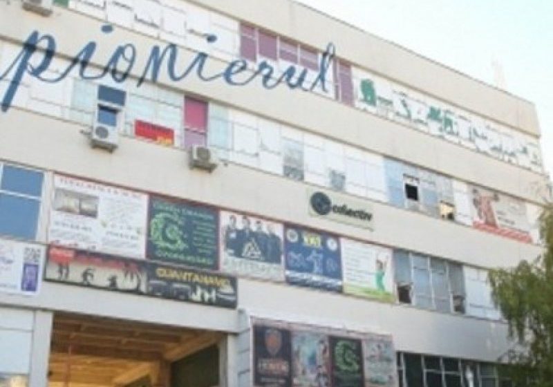 PONTA: Guvernul lucrează la un act normativ referitor la regimul cluburilor; amenzile între 50.000 și 100.000 de lei PONTA: Guvernul lucrează la un act normativ referitor la regimul cluburilor; amenzile între 50.000 și 100.000 de lei