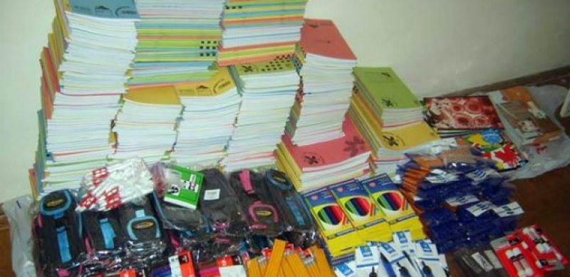MARAMUREȘ: Unii părinți nu vor să le ridice copiilor rechizitele gratuite, fiindcă spun că drumurile pentru adeverințele necesare îi costă mai mult decât e valoarea pachetelor MARAMUREȘ: Unii părinți nu vor să le ridice copiilor rechizitele gratuite, fiindcă spun că drumurile pentru adeverințele necesare îi costă mai mult decât e valoarea pachetelor
