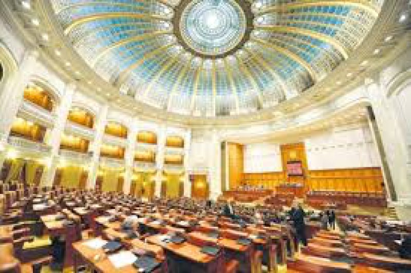 PROIECT DE LEGE: Senatul a decis că preşedinţii partidelor parlamentare nu pot beneficia de protecţia SPP PROIECT DE LEGE: Senatul a decis că preşedinţii partidelor parlamentare nu pot beneficia de protecţia SPP
