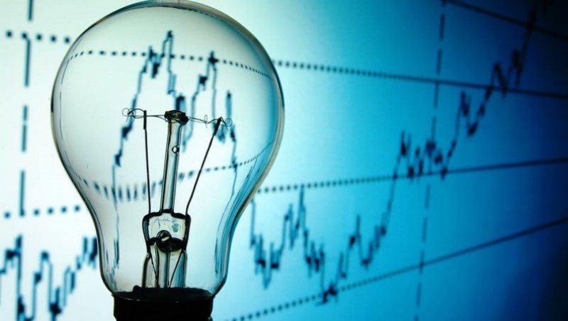 INTENŢII DE REDUCERE: Prețul la energia electrică ar putea scădea cu 3-5% de la 1 ianuarie 2016 INTENŢII DE REDUCERE: Prețul la energia electrică ar putea scădea cu 3-5% de la 1 ianuarie 2016
