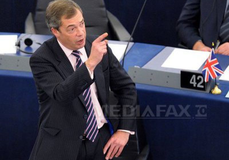 PROBLEME: Nigel Farage denunţă ineficienţa controalelor la frontierele statelor UE, dând ca exemplu România PROBLEME: Nigel Farage denunţă ineficienţa controalelor la frontierele statelor UE, dând ca exemplu România